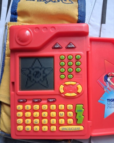 Pokemon pokedex deluxe red - pokedex,