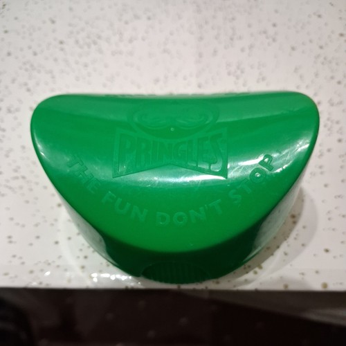 Pringles chip holder school - pringles,
