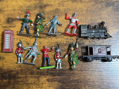 Small collection various - small, of