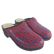 Moshulu Vintage Leather Red And Blue Floral Clogs With Wooden Soles Size 5