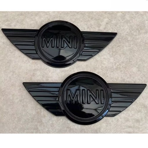 For i cooper emblem - m-i-n-i,
