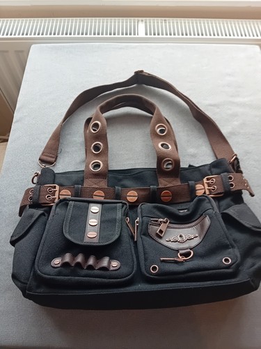 Brown black steampunk vintage - black,