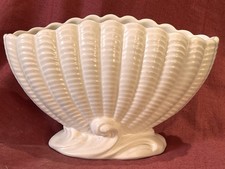 Vintage SylvaC Clam Shell