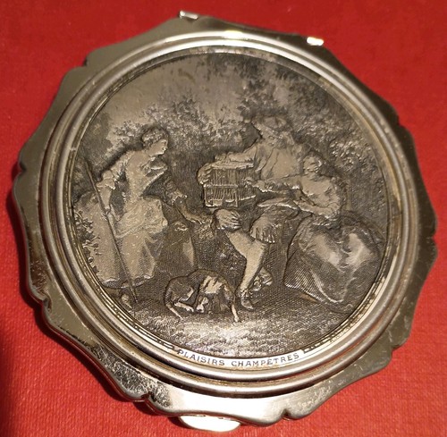 Vintage stratton powder - stratton,