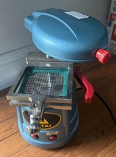 Dental Vacuum Forming Machine