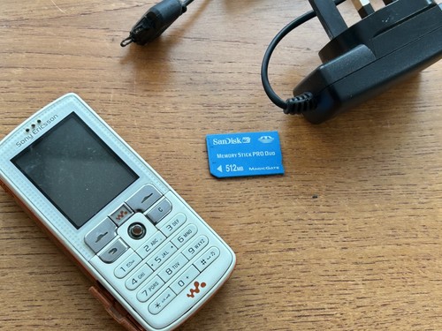 Sony ericsson walkman w800 - sony,