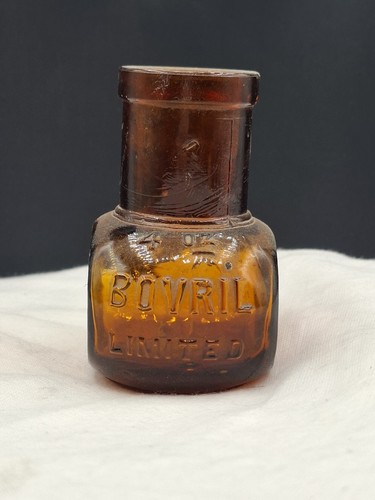 Vintage bovril amber - oz,