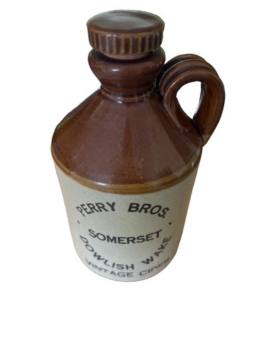 Stoneware flagon vintage - flagon,