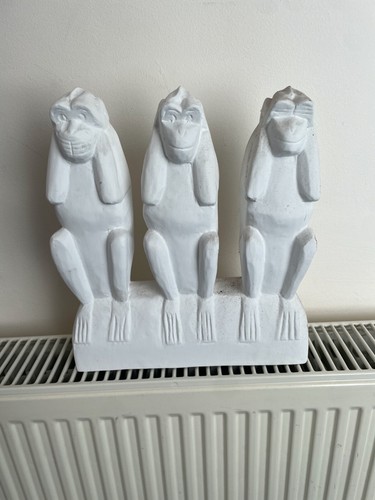 Three wise monkeys white hand - wise,