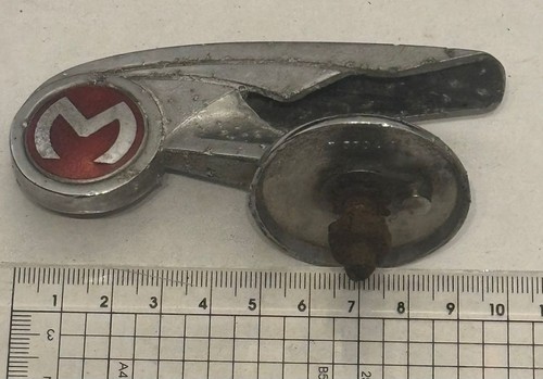 Morris bonnet badge - ,