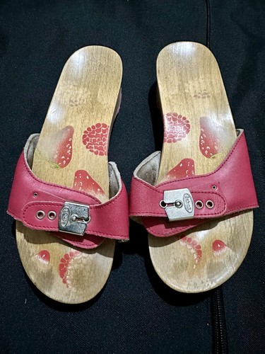 Vintage scholl red pink wooden - scholl,