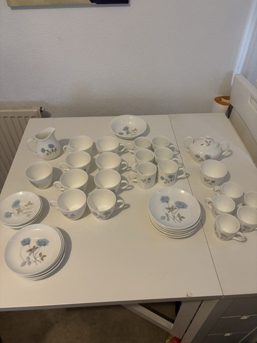 Wedgwood ice rose tea set - rose,