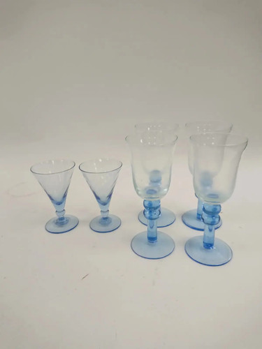Set blue stemmed - of,