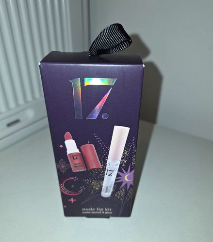 Boxed makeup kit gift set - gift,