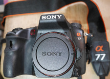 Sony Alpha SLT-A77V 24.3MP