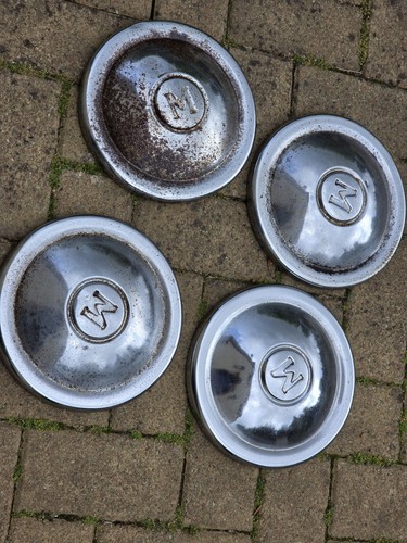 Genuine morris minor - minor, hubcap