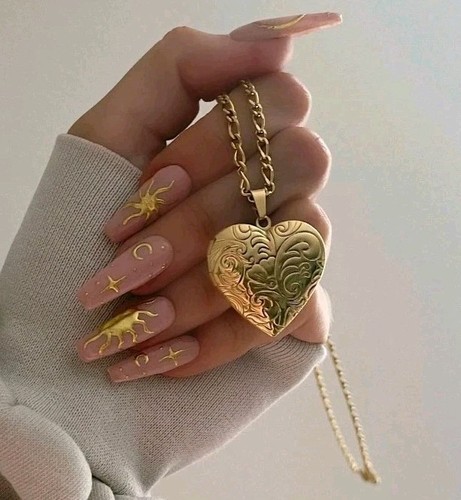 9ct love heart - 9ct, locket