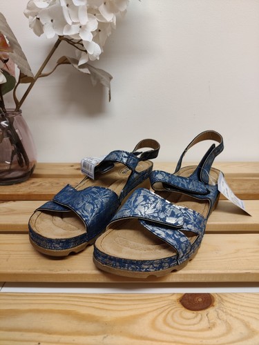 Pavers womens bnwt blue - bnwt, floral