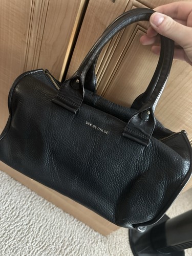See chloé black pebbled - black,