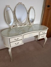 French Louis Vintage Bedroom