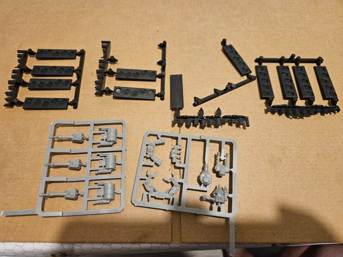 Epic 40k ork - sprues, and
