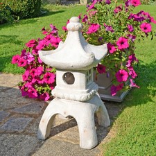 63cm. MEDIUM PAGODA LANTERN