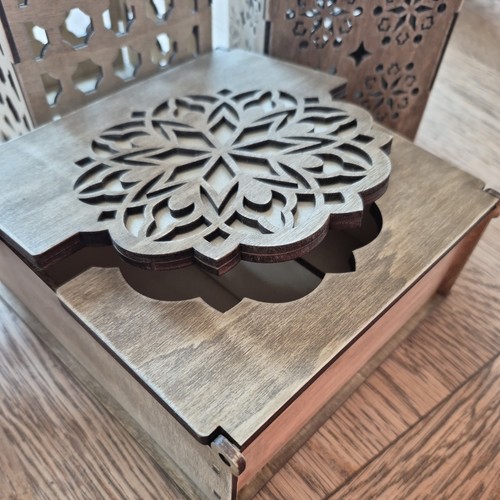 Wooden box for keepsake - for,