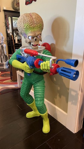 Mars attacks life size diy - life,