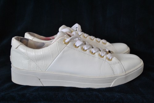 White leather lace - , up