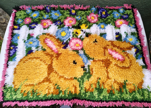 Rabbits latch hook rug mat - latch,