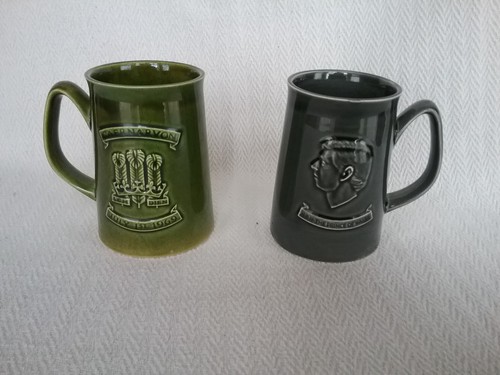 Pair vintage holkham - pair,
