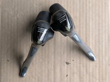 Shimano 105 ST-5600 Flightdeck