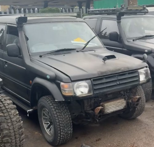 Mitsubishi shogun pajero - shogun,