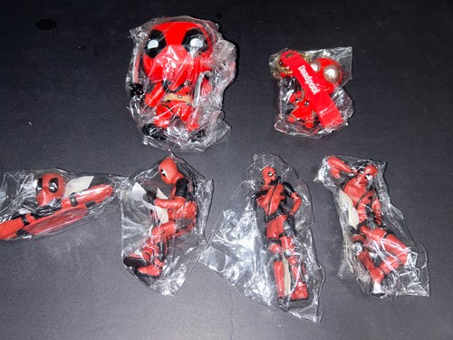Marvel deadpool mini figures - mini,