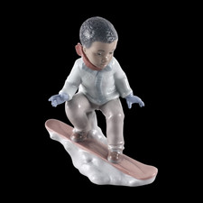 LLADRO Porcelain Figurine of