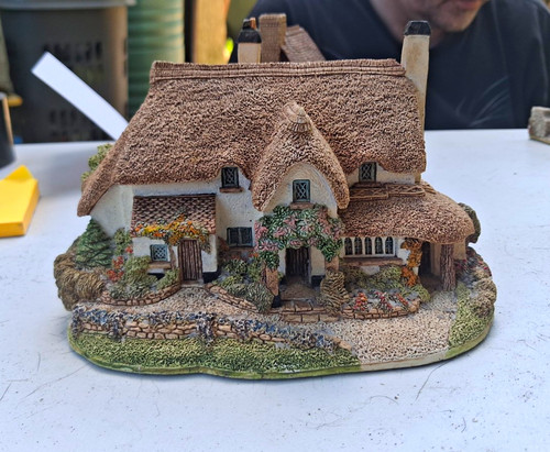Lilliput lane periwinkle - lilliput, "periwinkle