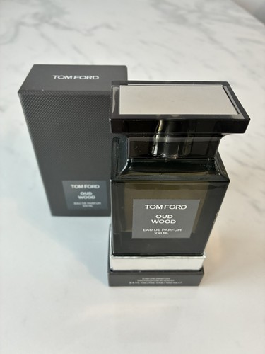 Tom ford oud wood parfum - oud,