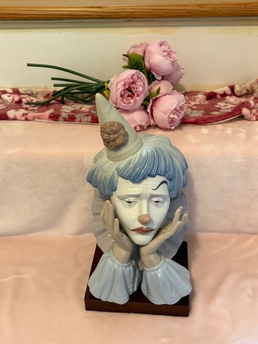 Lladro 1981 spain 5129 jester - lladro,