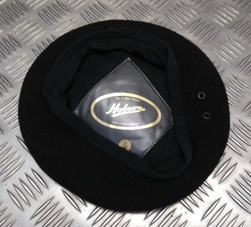 Black beret wool - black,