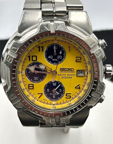 Seiko chronograph 200m - seiko,