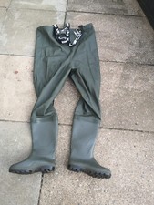 Vass 600 Chest Wader Size 8