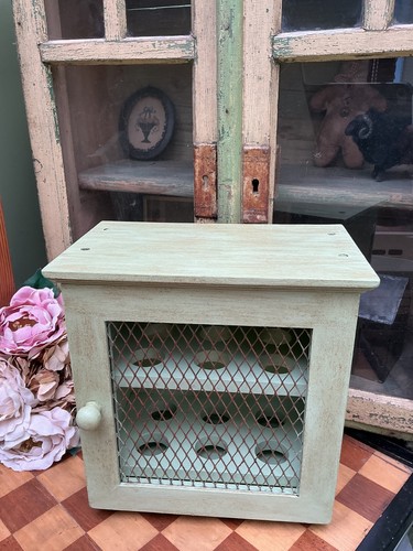 Vintage style egg - style,