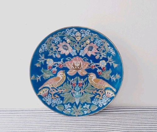 Stunning hand painted - painted, plate