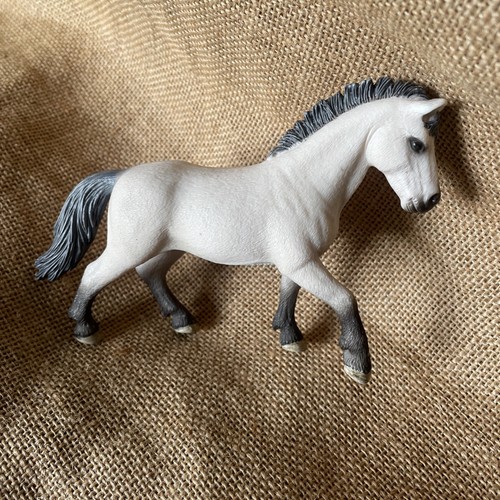 Schleich camargue stallion - schleich,