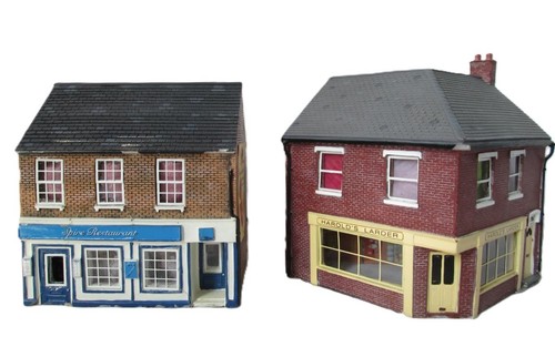 Hornby skaledale shops - x,