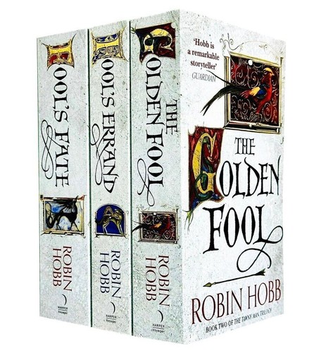 The tawny man trilogy books - trilogy,