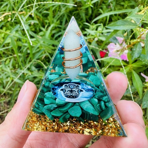 Pyramid ornament amethyst - pyramid,