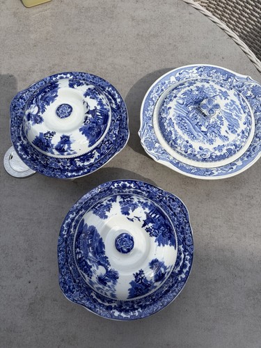 Blue white serving - 3,