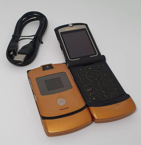 Gold motorola razr retro - motorola,