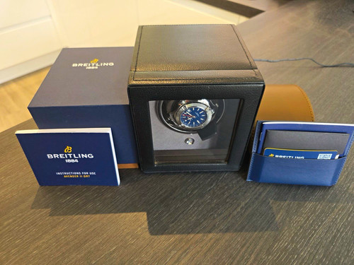 Breitling avenger gmt - breitling,